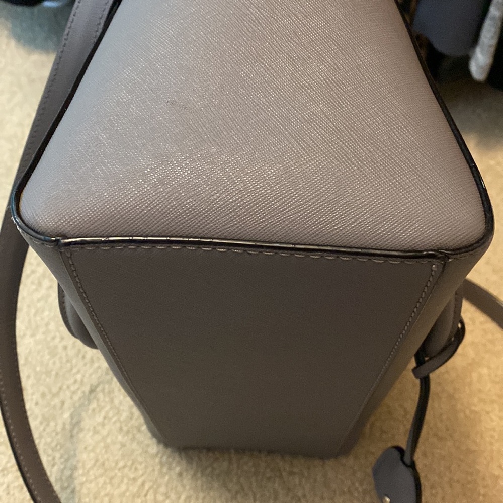 Gray Kate spade purse - Picture 3 of 4